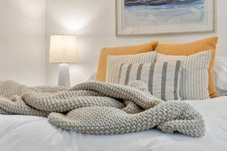 Cozy Coastal Getaway • Panoramic Ocean Views - Tokeland - 1
