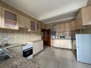 Captivating 7-Bed House in Kigali Rwanda - Kigali - 5