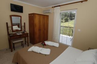 Perros Hotel - Agios Stefanos - 8