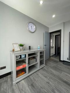 Central area entire terrace house - Lincoln - 4