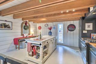 The Chalet on Sinclair with Private Dock and Kayaks! - Resseaus Crossroads - 3