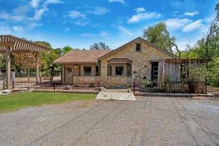Milk Bath Springs Cottage - Dripping Springs - 0