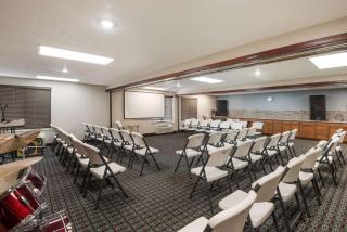 SureStay Plus Hotel by Best Western Coralville Iowa City - Coralville - 2