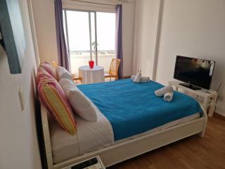 Kolonaki Seaview Apartments - 4