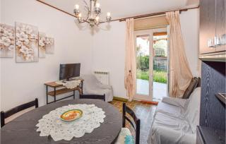 Nice Apartment In Chatillon With Wifi - Châtillon - 9