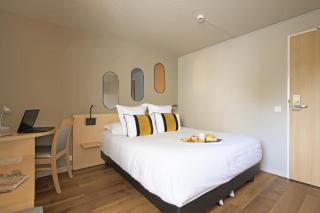 Le Konine - Hotel & Bar & Restaurant - Montceau-les-Mines - 9