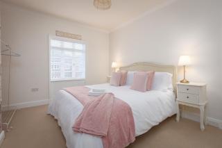 Charles Alexander Short Stay - Rose Cottage - Lytham St Annes - 9