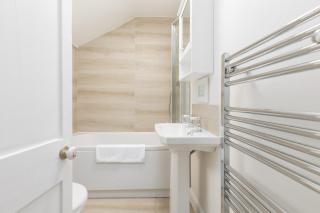 Charles Alexander Short Stay - Rose Cottage - Lytham St Annes - 5