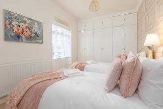 Charles Alexander Short Stay - Rose Cottage - Lytham St Annes - 4
