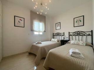 AP365 - Plaza de Espana - Nerja - 3
