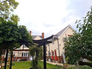 Peaceful self contained Studio in lovely garden. - Hinckley - 0