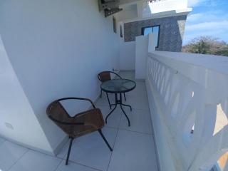 Maranda Deluxe Double Seaview room - B&B with pool. - 2