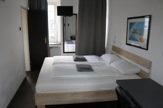 Hotel Berliner Hof - Düsseldorf - 8