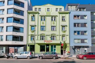 Revelton Studios Prague - Prague - 7