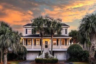 Backyard Oasis- Steps 2 Beach, Private Pool & Bar, Sleeps 16, 7 Bedrooms 5 and a half bathrooms "The Lucky Penny" - Isle of Palms - 9