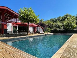 Magnifique Villa avec Piscine-Jacuzzi-coin fitness - Bidart - 9