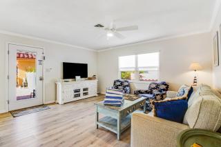 Beach Villa 1B - Holmes Beach - 3