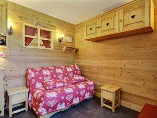 Superbe studio-cabine pour 4 sur les pistes, balcon, casier à skis adjacent, parking - FR-1-455-141 - 6
