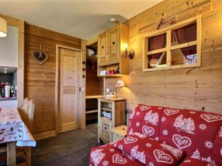 Superbe studio-cabine pour 4 sur les pistes, balcon, casier à skis adjacent, parking - FR-1-455-141 - 3