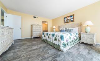 Edgewater Leeward - 1