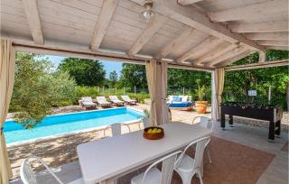 Gorgeous Home In Posedarje With Kitchen - 9