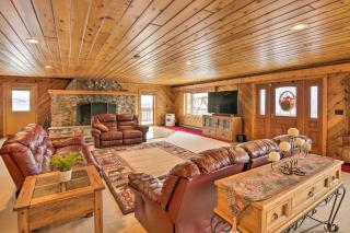 A-Frame Home with Breathtaking Views and Hot Tub! - 4