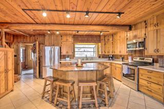 A-Frame Home with Breathtaking Views and Hot Tub! - Bozeman - 2