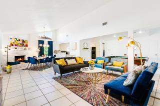 Desert Pool House: Sun, Swim, Sip & Stay - Indio - 3