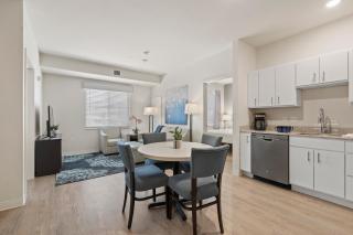 WaterWalk Extended Stay by Wyndham Kansas City - Overland Pk - 3