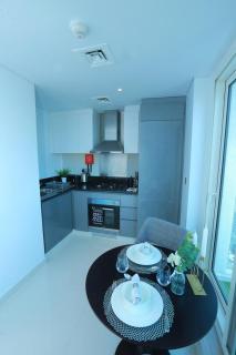 Damac Maison Prive Deluxe Studio with Burj-khalifa view - Dubai - 4