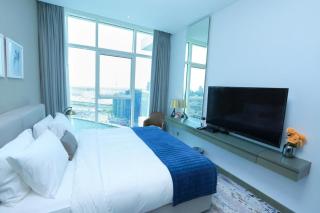 Damac Maison Prive Deluxe Studio with Burj-khalifa view - Dubai - 8