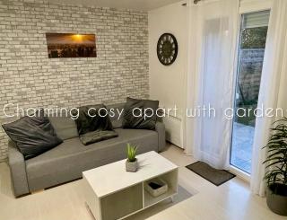 Charming cosy apart with garden free parking - 3