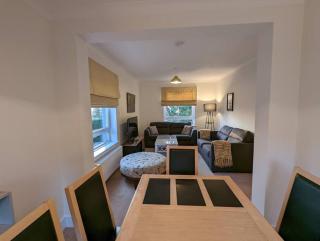 Two bedroom flat in Bridge of Allan, Stirling - 6