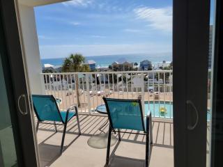 Spectacular 5th Floor Gulf View Condo in Panama City Beach, just steps away from the beach - Panama City Beach - 8