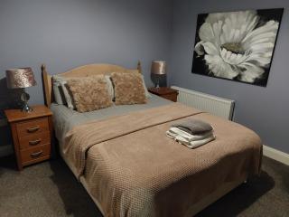 Jack's Place 3-Bed House Donegal Sleeps 5 - 5