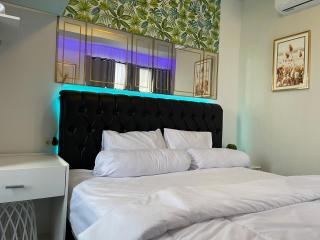 Mewah di Transpark cibubur cocok for Bestie & Family - 0