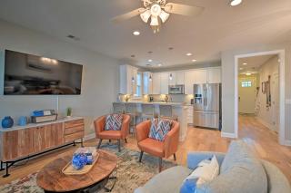 Balcony and Pool Access Myrtle Beach Getaway! - Myrtle Beach - 2