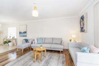 Mt Hawthorn Family Home - EXECUTIVE ESCAPES - Perth - 0
