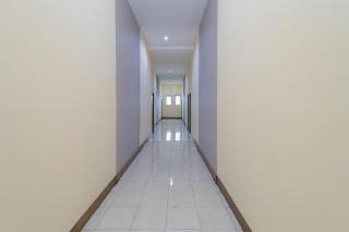 RedDoorz Syariah @ Klojen Malang - 9