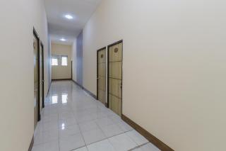 RedDoorz Syariah @ Klojen Malang - Malang - 5