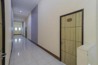RedDoorz Syariah @ Klojen Malang - Malang - 2