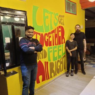 Friends Guest House & Hostel- near TAJ MAHAL - 5