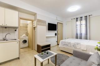 PEARL STUDIO free private parking of stayinthess - Thessaloniki - 9