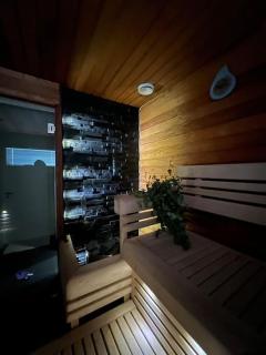 Big house with private jacuzzi - 2