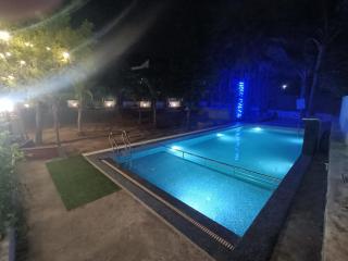 RiverDale Resort Lonavala - Lonavala - 1