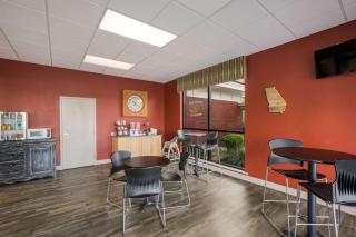 Econo Lodge - Vidalia - 5