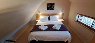 South House - 4