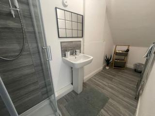 Cosy 2 Bed in Tower Bridge Road - Londra - 3