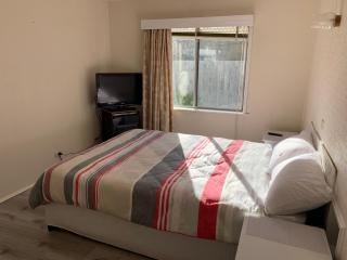Cowes central house with Netflix & Prime Video, near shop & beach - 7