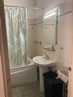 Beau meublé 3 pièces 60 m² Cannes Le Suquet - Cannes - 2